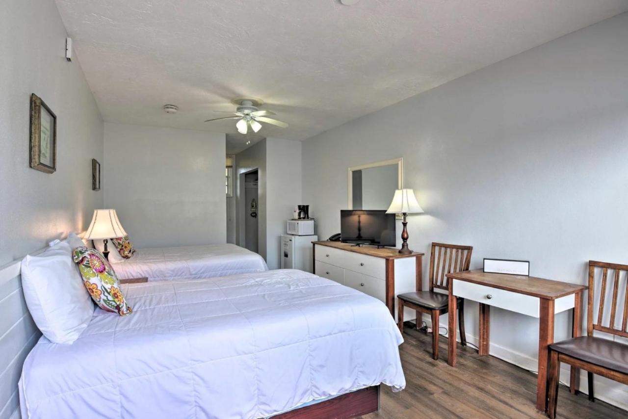 Coastal Waters 108-109- 2 Bedroom 2 Bath Pool Side Condo! New Smyrna Beach Exterior photo
